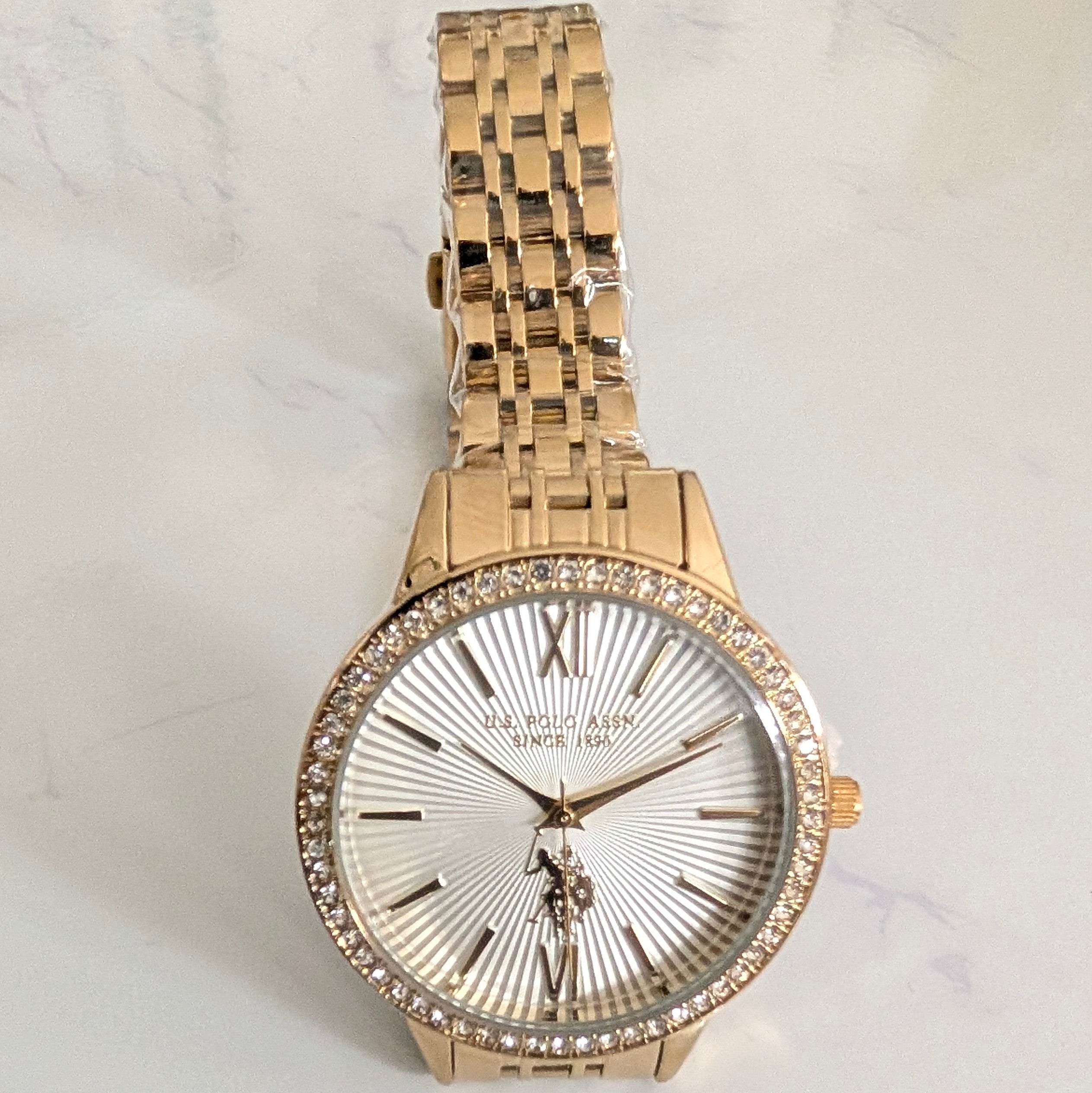 Montre de la marque us polo assn pour Femme