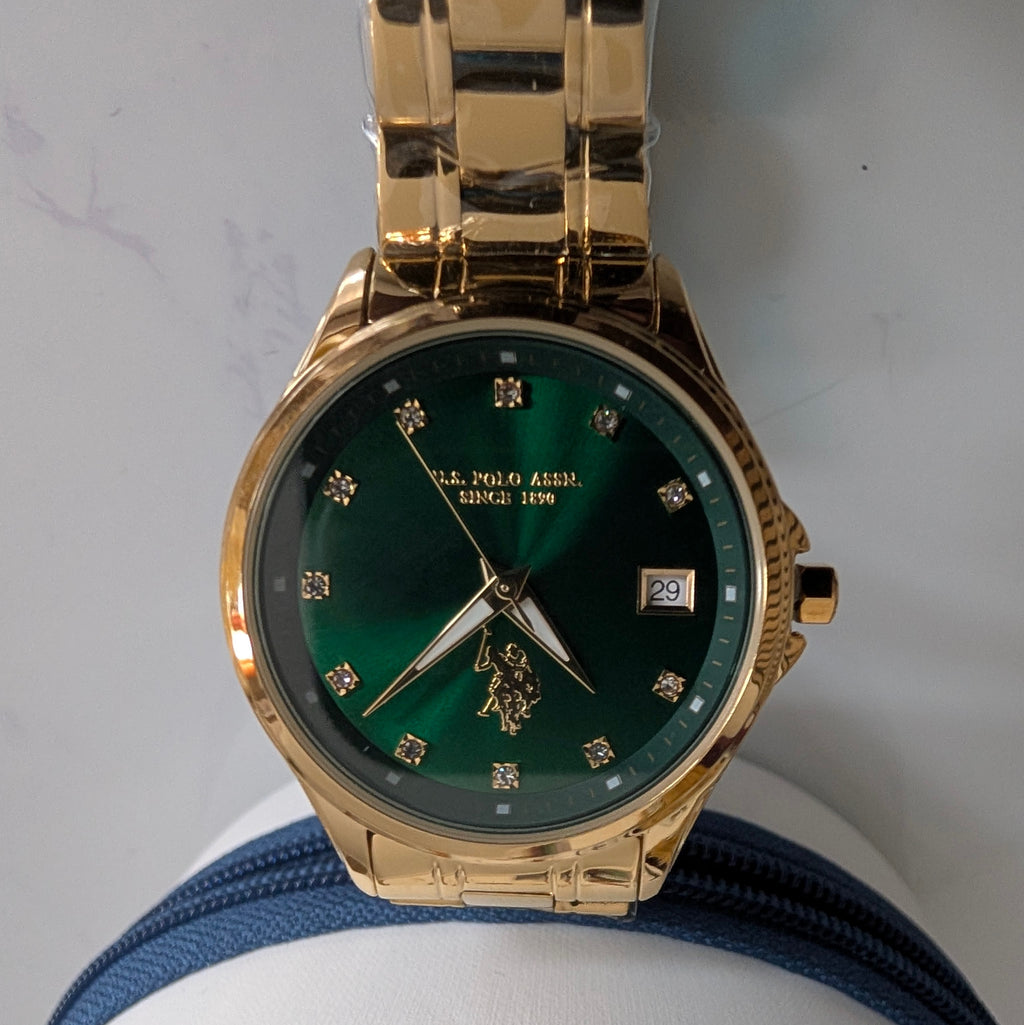 Montre doré de la marque us polo assn