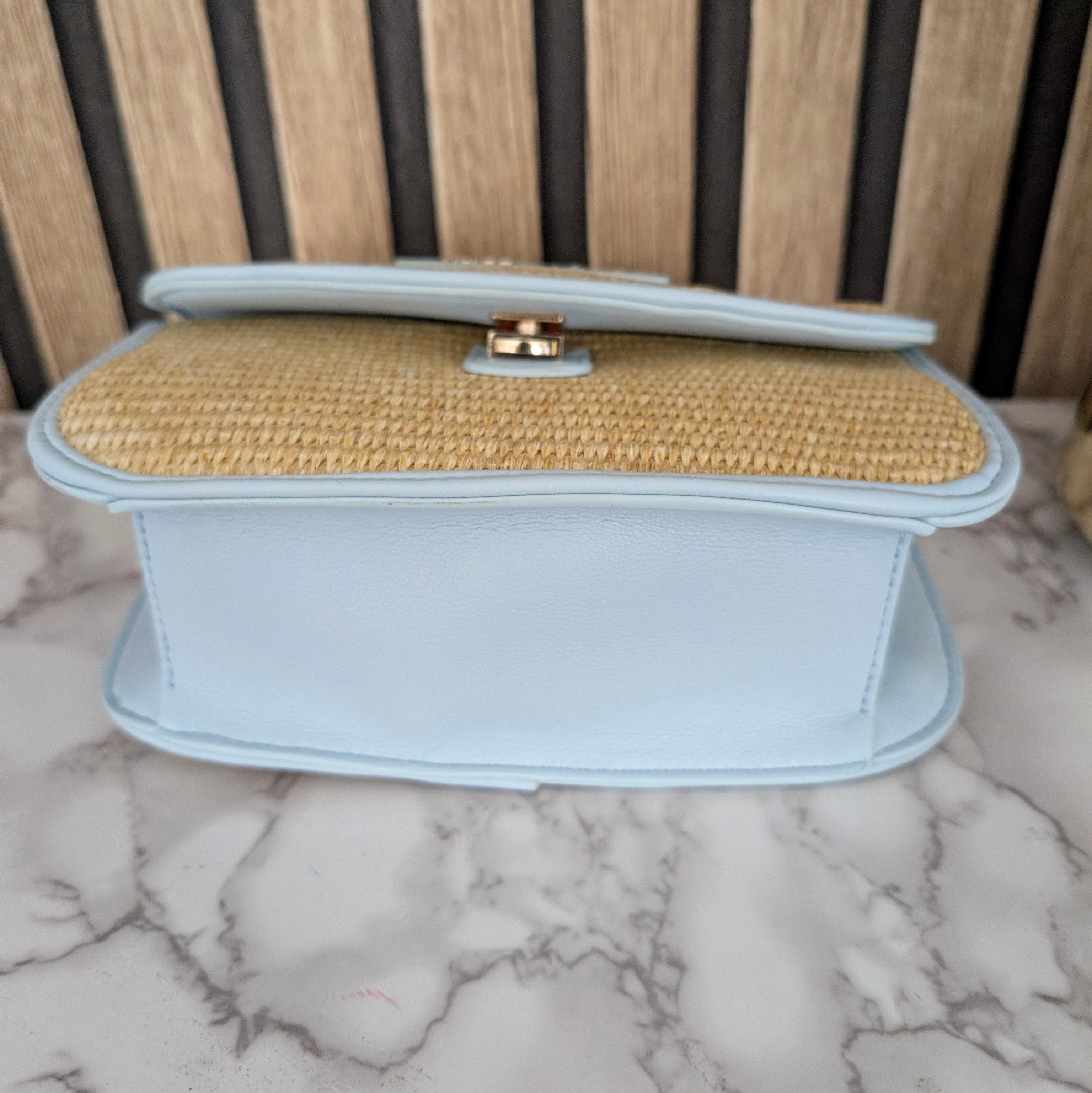 Sac Pochette et bandoulière de la marque Mario VALENTINO