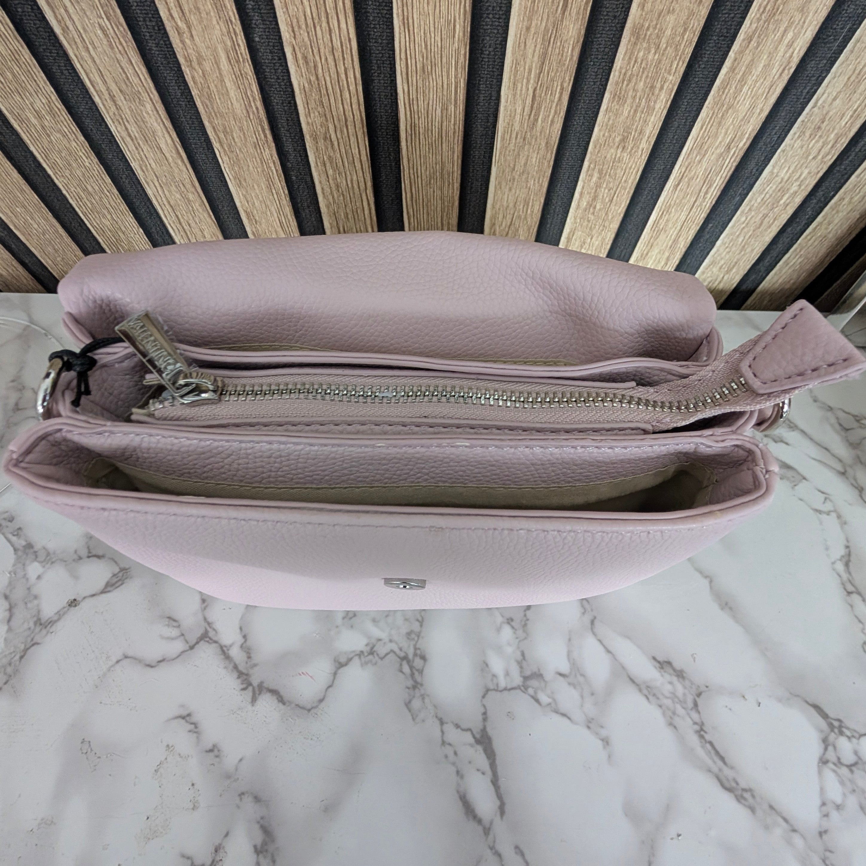 Sac pochette et épaule de la marque Mario VALENTINO