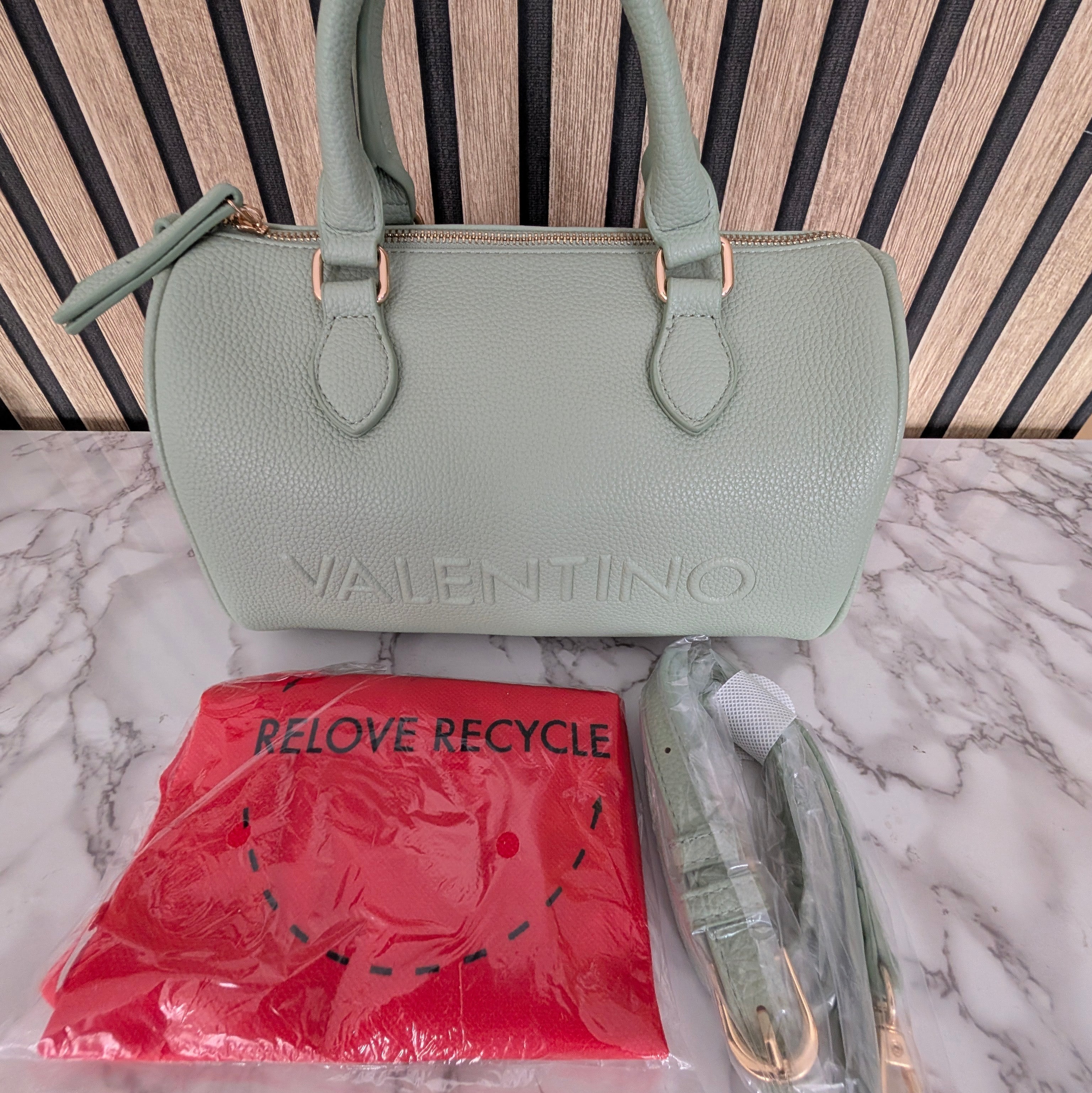 Sac à main polochon de la marque Mario VALENTINO