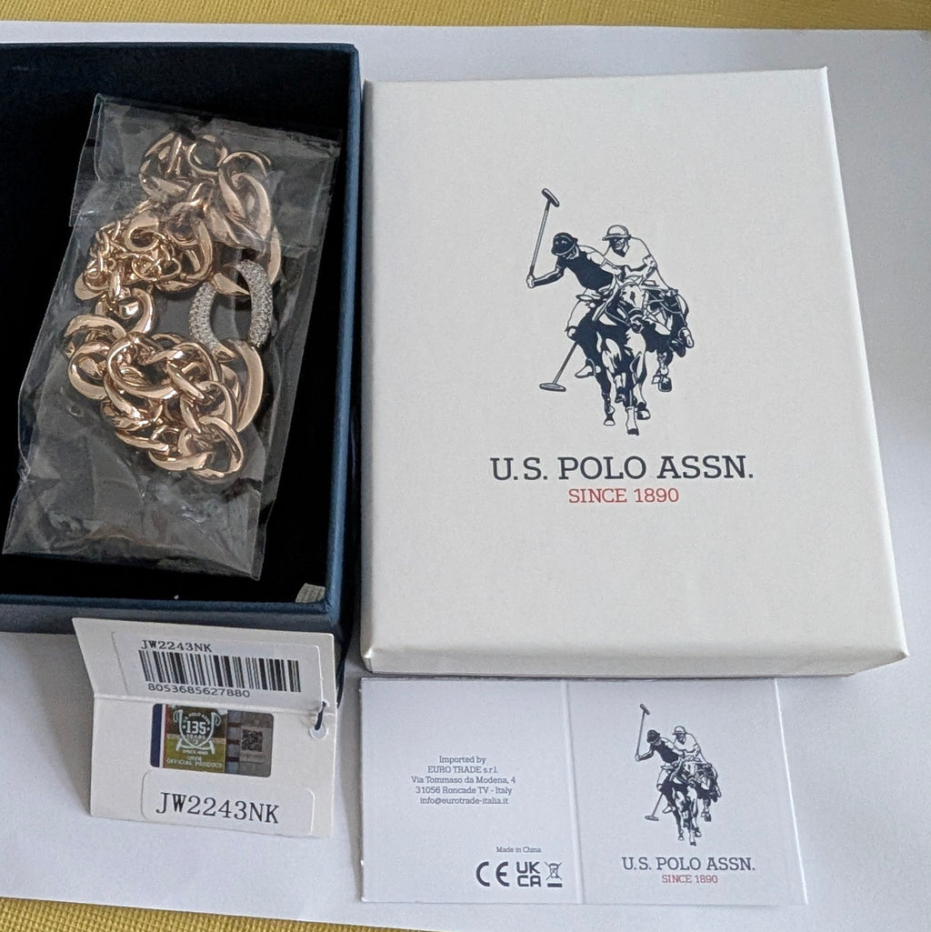 Collier doré de la marque us polo assn